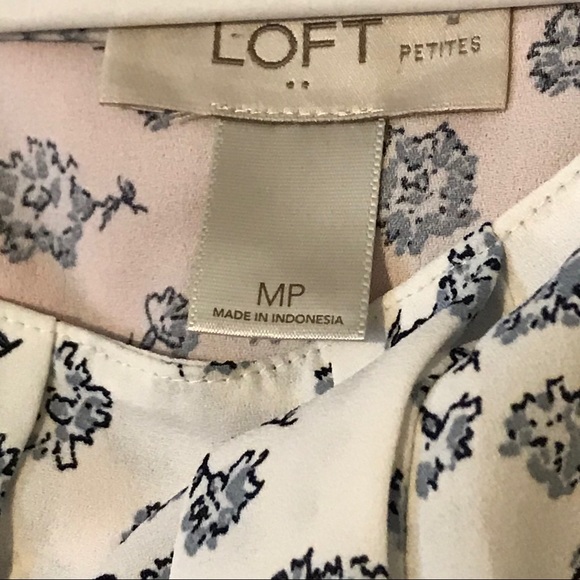 Floral tank top with ruffle detail and pleats - Picture 4 of 6